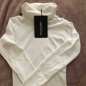 Long sleep turtleneck from PrettyLittleThing!